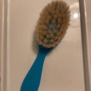 Brosse à cheveux bébé en soies naturelles 