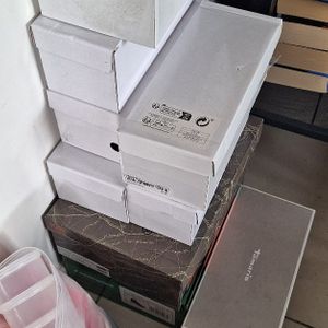 Boîte de chaussures 