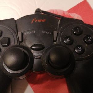 Manette free à bricoler