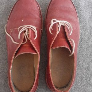 Chaussures en cuir pointure 39-40