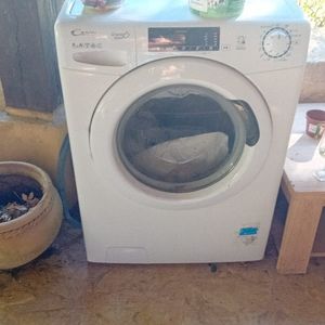 Machine à  laver pour pièces 