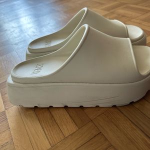 Sandales à plateformes zara 