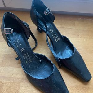 Chaussures à talons cuir taille 39