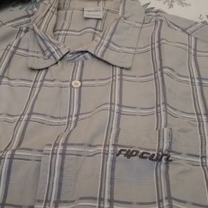 RESERVE N  Taille L chemise Ripcurl