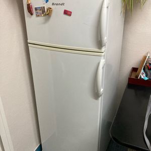 Réfrigérateur avec freezer