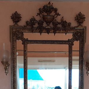 Grand miroir doré ancien