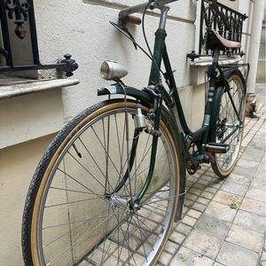 Vieux vélo qui fonctionne 
