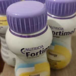11 boîtes de yaourt fortimel  