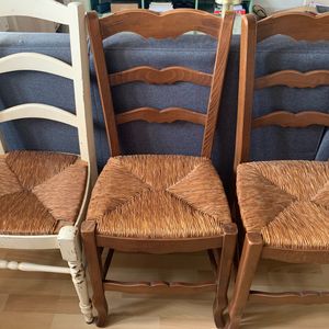 Lot de 3 chaises en bois