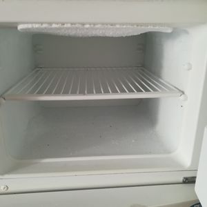 Réfrigérateur 158x55x55