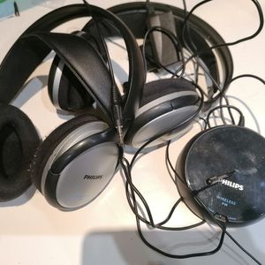 2 casques audio Philips 