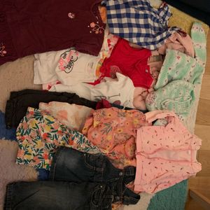 Lot vêtements bébé fille entre 6 et 24 mois