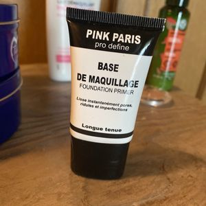 Base de maquillage Pink Paris