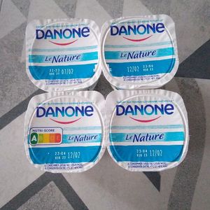 4 yaourts Danone