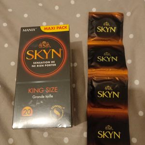 Lot 24 préservatifs "King Size"
