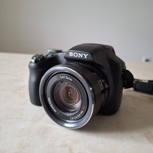 Petit appareil photo Sony 