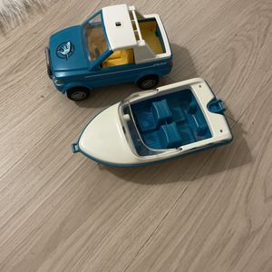 Voiture et bateau Playmobil