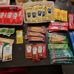 Sachets de sauces variés