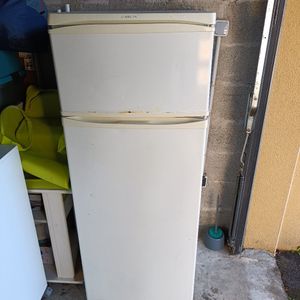 Réfrigérateur en panne