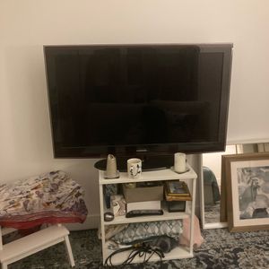 Télévision Samsung (113cm x 78 cm)