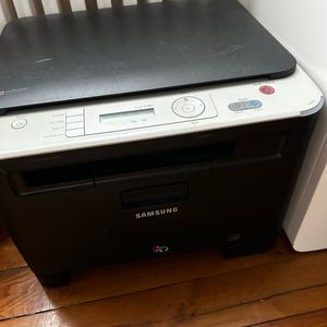 Imprimante Samsung clx 3185