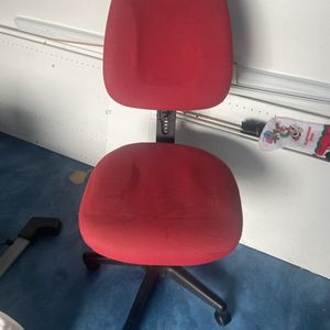 Deux chaises de bureau 
