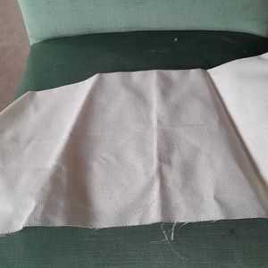 Toile à broderie 