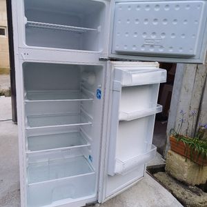 Donne réfrigérateur freezer 