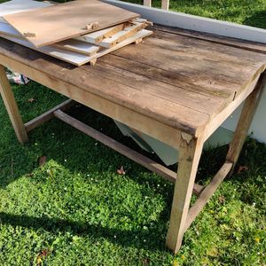 Table de jardin en bois 