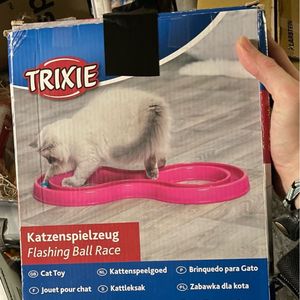 Donne jouets pour chats 