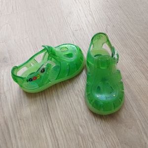 Chaussures d'eau bébé 