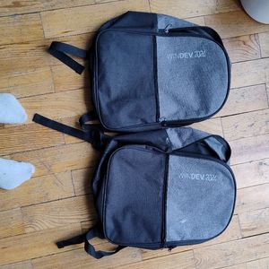 Deux sacs à dos 