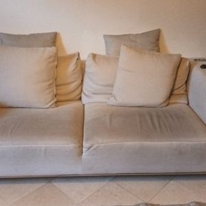 Canapé fixe 3 places en tissu gris 