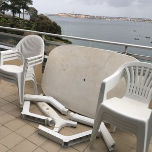 Table de jardin & chaises