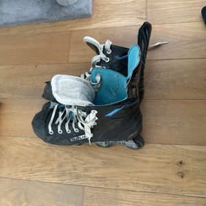 Patins hockey bauer taille 43