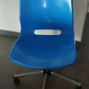 Chaise bureau plastique
