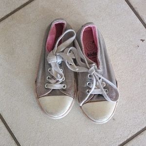 Chaussure enfant Taille 26 