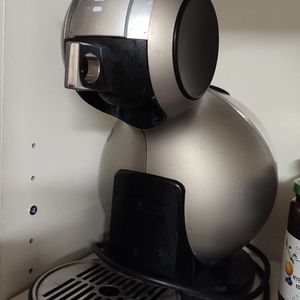 Machine à café Dolce Gusto 