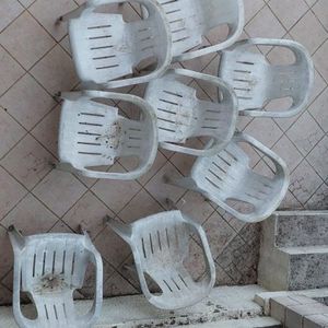 8 chaises/fauteuils de jardin