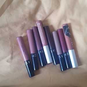 Liquid lipsticks