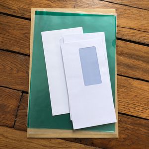 Lot d’enveloppes et protèges documents 