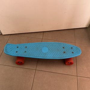 Skateboard plastique bon état