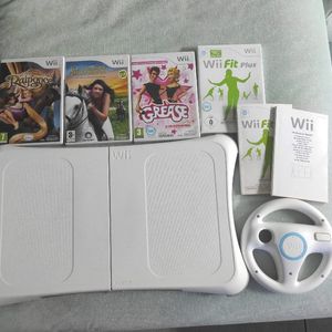 Wii Balance Board + 4 jeux