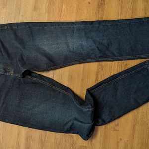 3x jeans neufs +1x bermuda T42 (FR) longue jambes