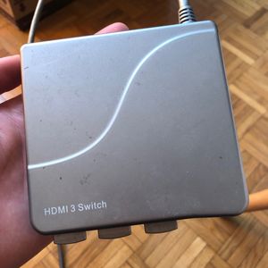 Switch pour câble HDMI