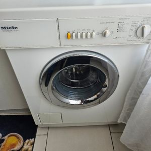 Donne machine à laver