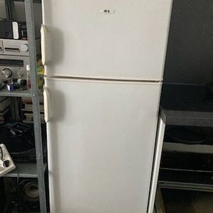Réfrigérateur qui marche très bien 