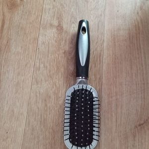 Brosse a cheveux 