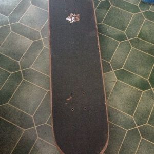Skateboard noir