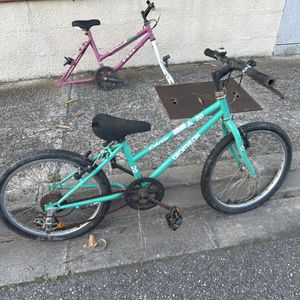 Un vélo et un cadre